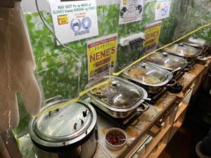 東京・赤羽のフィリピン料理・レストラン　ネネスキッチン カウンター