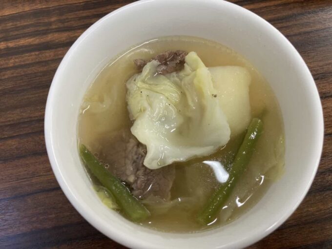東京・亀有のフィリピン料理・レストラン　Salo Salo　食べ放題　スープ2